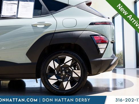 Used 2025 Hyundai Kona SEL FWD image 28