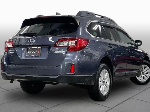 Used 2016 Subaru Outback 2.5i Premium AWD/4WD image 13