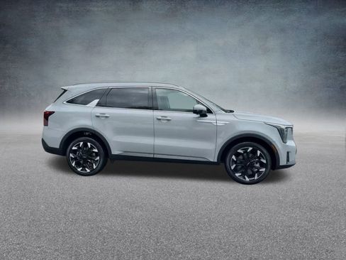 Used 2024 Kia Sorento SX image 26