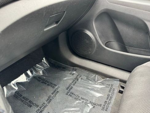 Used 2014 Chevrolet Cruze LT FWD image 17