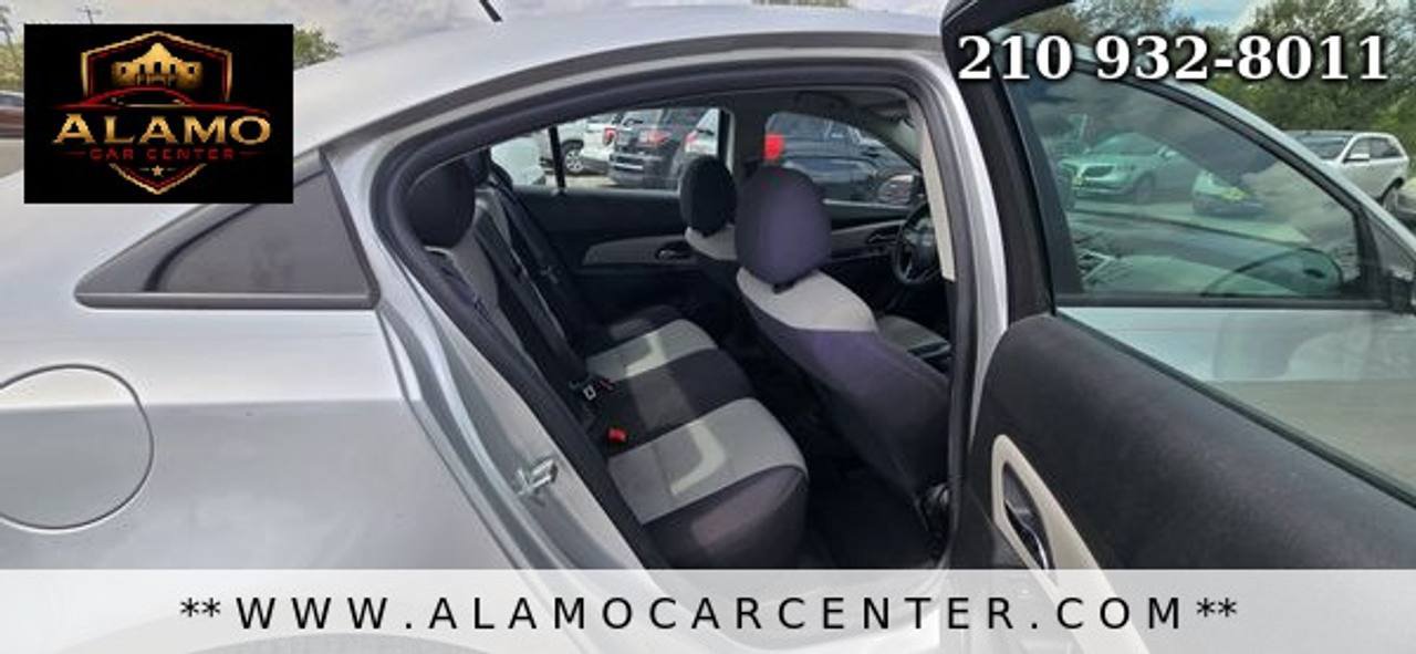 Used 2014 Chevrolet Cruze LS FWD image 18
