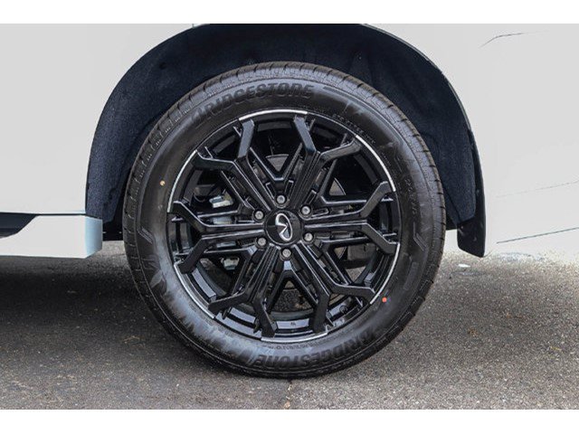New 2027 INFINITI QX80 Sensory w/ Sport Exterior Package AWD/4WD image 11