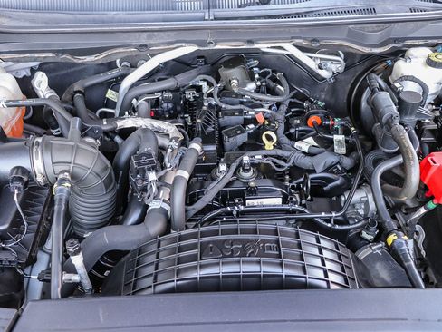 Used 2019 Ford Ranger XLT image 28