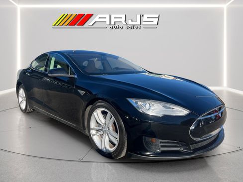 Used 2013 Tesla Model S 4dr Sdn image 7