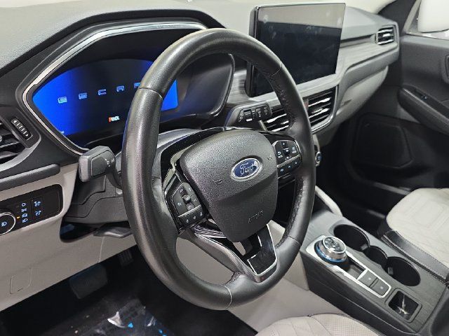 Certified 2023 Ford Escape SE w/ PHEV Premium Package FWD image 12