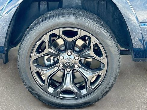 Used 2023 RAM 1500 Limited RWD image 32