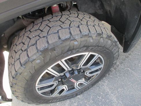 Certified 2023 GMC Sierra 2500 AT4 w/ AT4 Premium Plus Package image 13