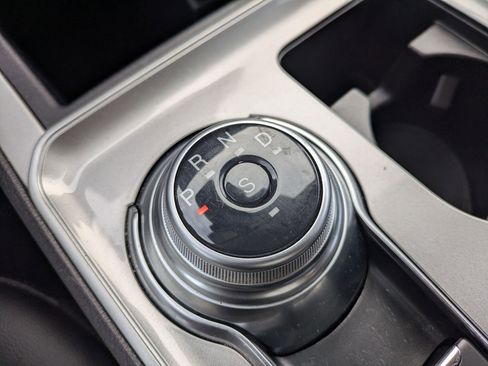 Used 2024 Ford Edge SEL image 27