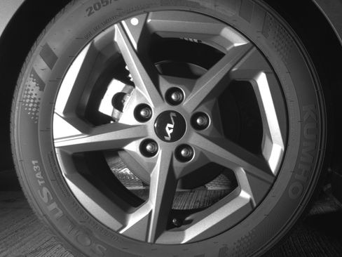 Used 2025 Kia K4 LXS image 15