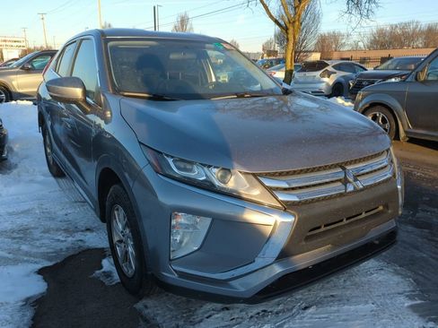 Used 2019 Mitsubishi Eclipse Cross ES image 3