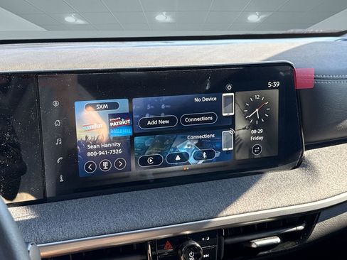 Used 2025 Nissan Kicks SV image 26