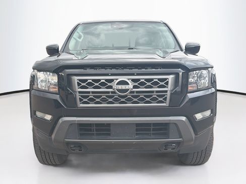 Used 2023 Nissan Frontier SV w/ SV Convenience Package AWD/4WD image 2