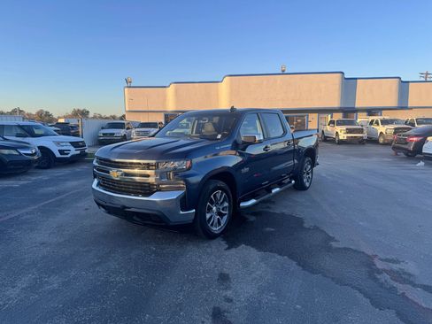 Used 2019 Chevrolet Silverado 1500 LT w/ Texas Edition image 1