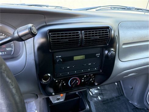Used 2006 Ford Ranger XL RWD image 10