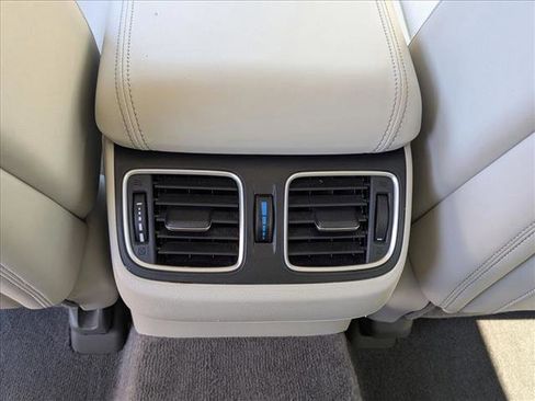 Used 2018 Acura RLX w/ Technology Package image 19