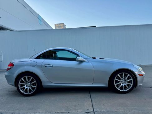 Used 2005 Mercedes-Benz SLK 350 image 26