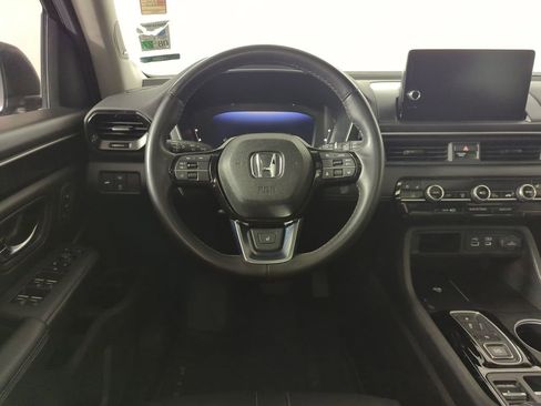 Certified 2024 Honda Pilot Elite image 12