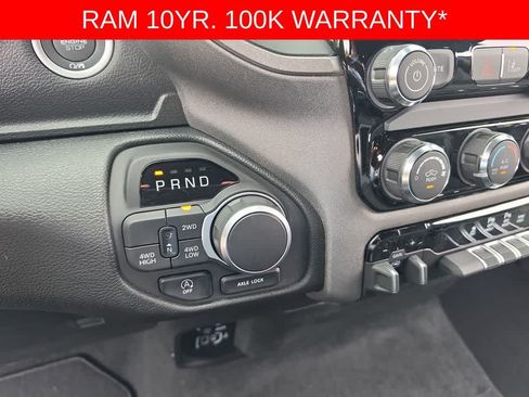 New 2026 RAM 1500 Express AWD/4WD image 19