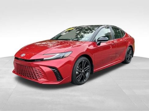 Certified 2025 Toyota Camry XSE AWD/4WD image 1