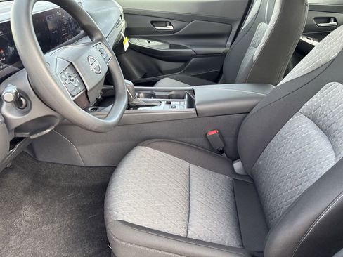 New 2026 Nissan Sentra SV w/ Floor Mat Package FWD image 14