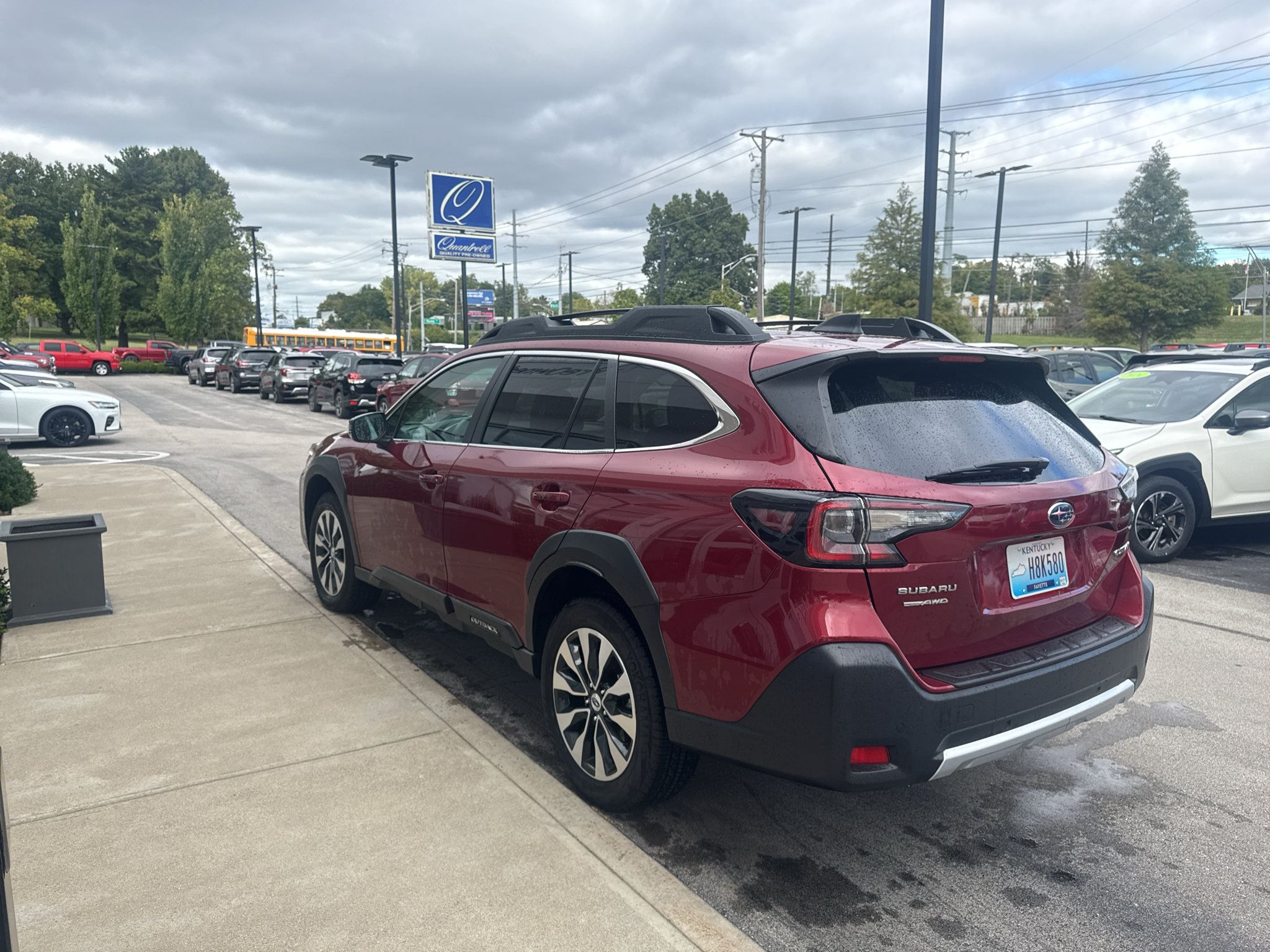 Used 2024 Subaru Outback Limited AWD/4WD image 5