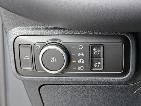 Certified 2025 Ford Explorer ST-Line image 23