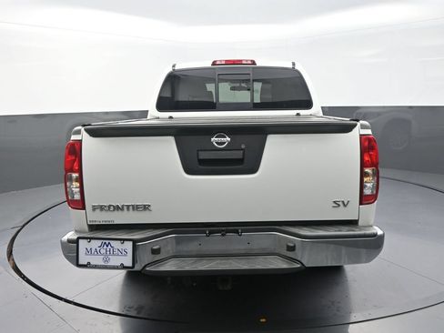 Used 2017 Nissan Frontier SV RWD image 9