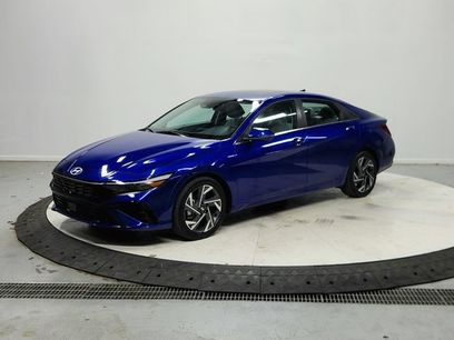 Used 2025 Hyundai Elantra Limited