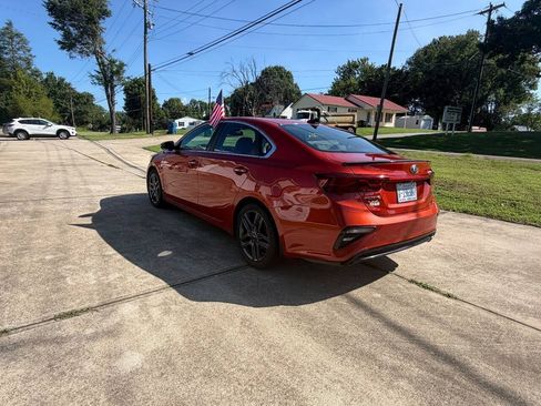 Used 2019 Kia Forte EX w/ Option Group 020 FWD image 4