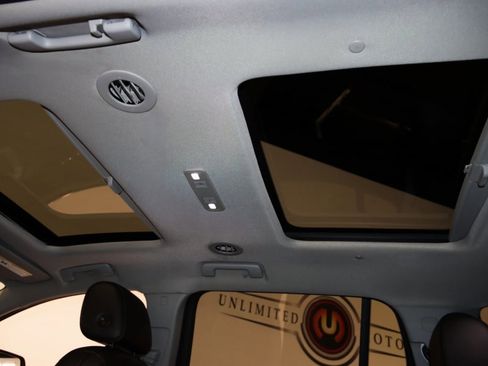 Used 2020 GMC Acadia SLT w/ Premium Package image 59