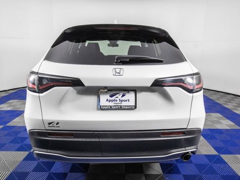 Used 2024 Honda HR-V Sport image 5