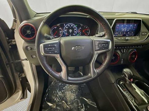 Used 2021 Chevrolet Blazer RS w/ Enhanced Convenience Package image 11