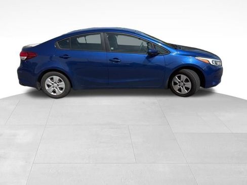 Used 2018 Kia Forte LX image 8