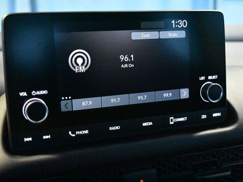 Used 2024 Honda HR-V LX image 11