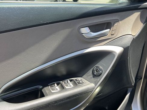 Used 2018 Hyundai Santa Fe Sport AWD/4WD image 31