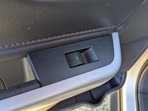 Used 2013 Ford Edge Limited image 30