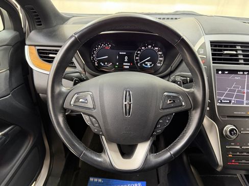 Used 2018 Lincoln MKC Select w/ Select Plus Package image 22