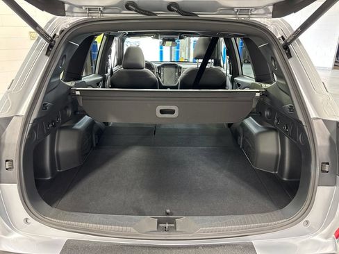 Used 2025 Subaru Forester Premium AWD/4WD image 38