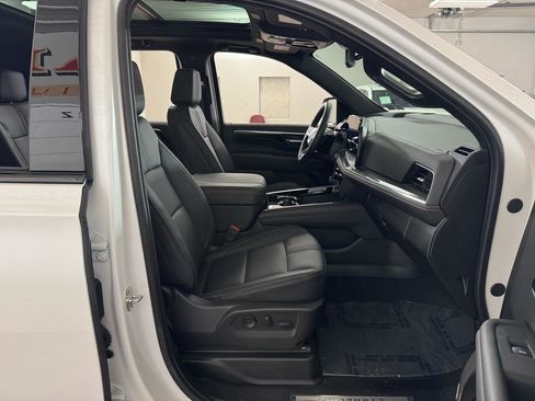 Used 2025 Chevrolet Tahoe RST w/ RST Capability Package image 45