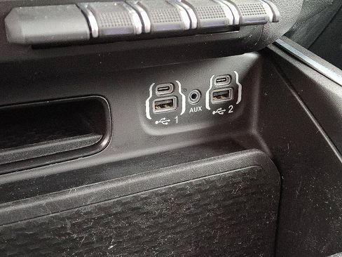 Used 2022 RAM 1500 Big Horn AWD/4WD image 24