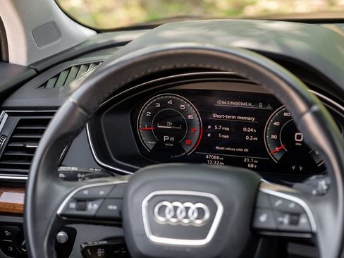 Used 2022 Audi Q5 2.0T Prestige w/ Prestige Package image 28