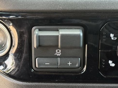 Certified 2026 Chevrolet Silverado 1500 LT RWD image 21