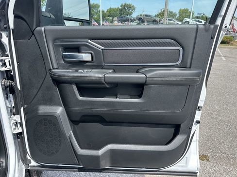 New 2025 RAM 2500 Big Horn AWD/4WD image 54