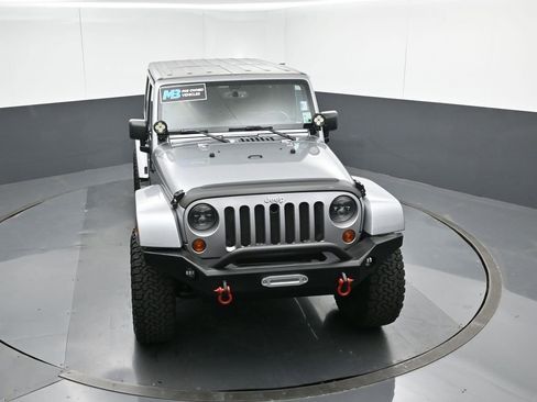 Used 2013 Jeep Wrangler Unlimited Sahara w/ Dual Top Group image 54