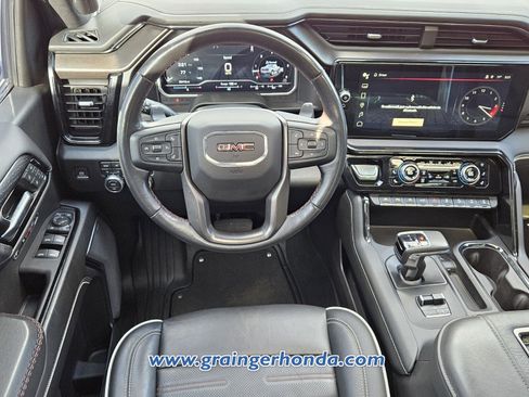 Used 2022 GMC Sierra 1500 AT4X image 12