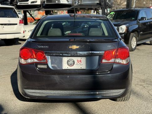 Used 2014 Chevrolet Cruze LT w/ RS Package image 9