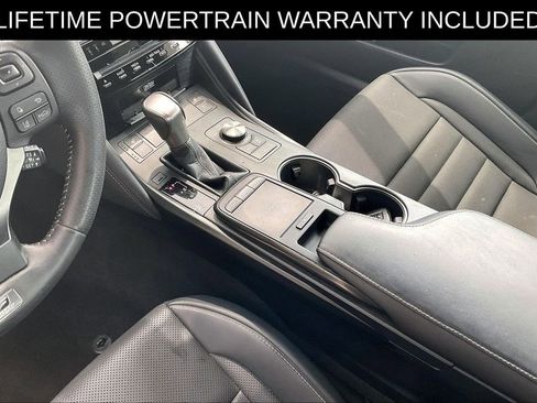 Used 2025 Lexus IS 500 RWD image 15