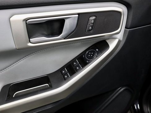 Certified 2023 Ford Explorer XLT w/ Equipment Group 202A image 25