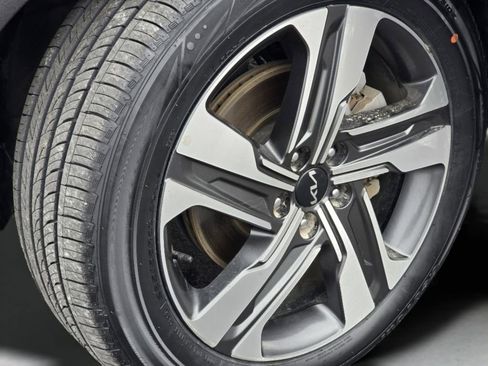 Used 2022 Kia Sorento SX Prestige image 24