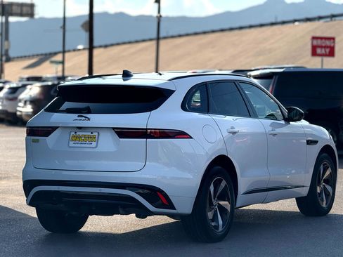 Used 2024 Jaguar F-PACE R-Dynamic S image 7
